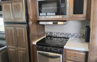 Beautiful Forest River Rockwood - Sleeps 4