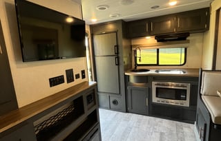 Cozy Camper Perfect for 2