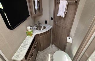 2021 Grand Design Imagine 2800BH Travel Trailer