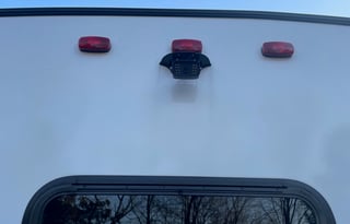 Sleeps 10! Private Bunk House and Bedroom!