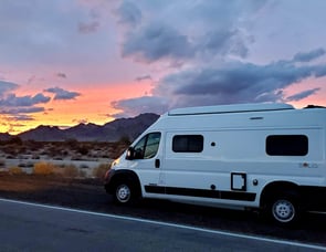 Winnebago Solis 59PX