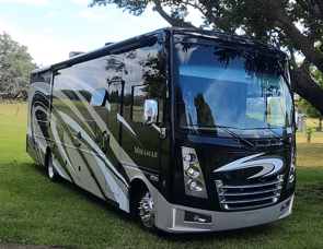 Thor Motor Coach Miramar 35.3