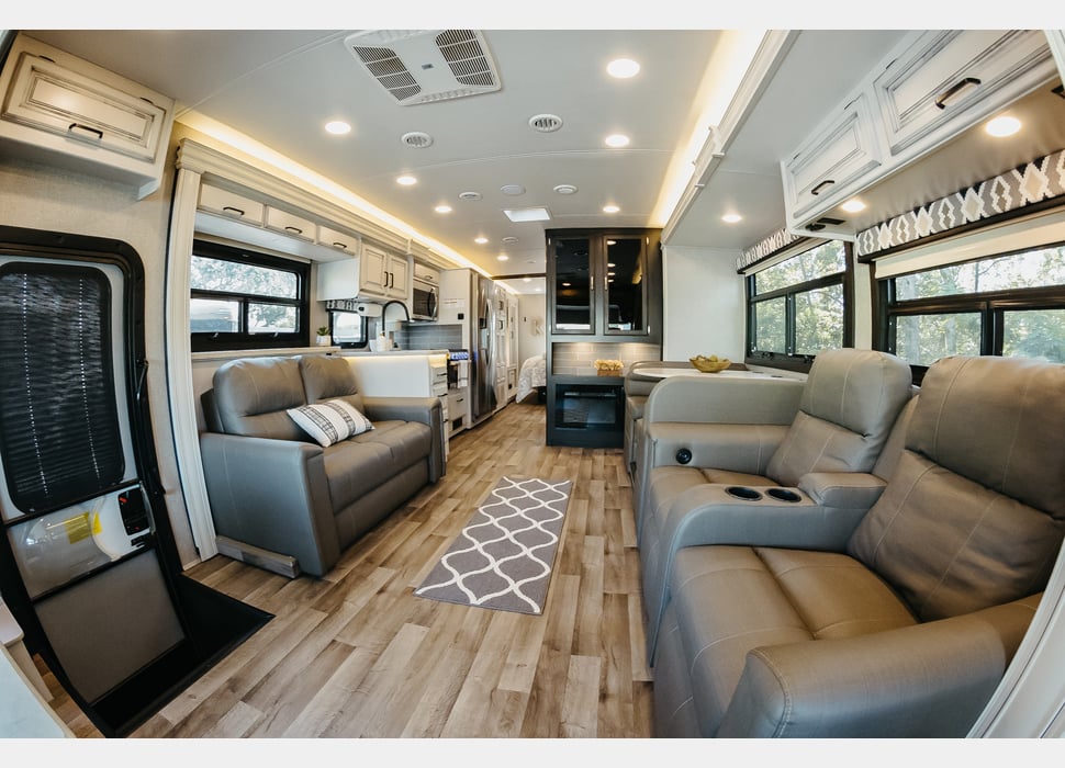 Class A Motor Home rentals in Richmond Hill
