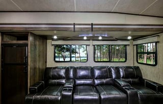 AGA 7 -	2019 Heartland Torque T322