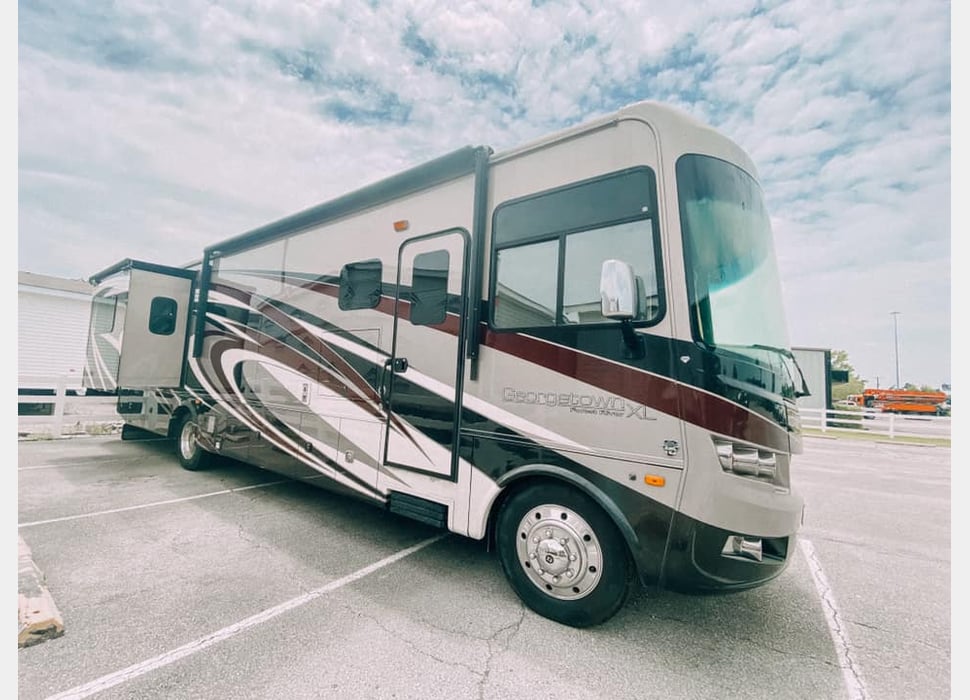 Class A Motor Home rentals in Seminole