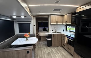 2024 Grand Design Imagine 2800BH