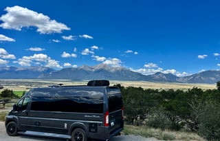 2020 Regency National Traveler FULL OFF-GRID