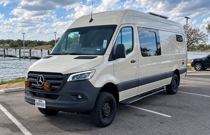 Your next adventure starts here! Our Mercedes Sprinter AWD combines freedom, comfort and capability—ready for a weekend escape or an unforgettable road trip.