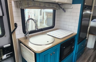 Marco & Gina's Mercedes Luxury RV- NO BURNING MAN