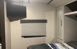 Condo on wheels/2021 Keystone RV Bullet 291RLS