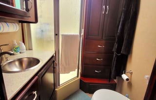 Harvey thee RV Fleetwood Bounder Class A Motorhome