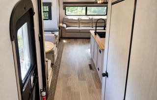 The Buccaneer Grand • Sleeps 12 FW-2G