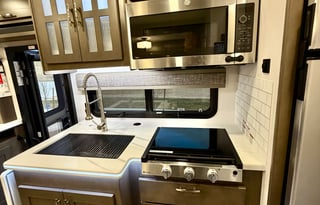 2026 Dynamax Isata 5 28SS