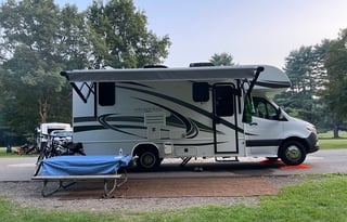 Easy to drive 2021 Jayco Melbourne 24L