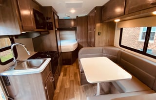 2020 Winnebago Minnie Winnie