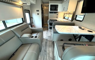 2025 Thor Geneva 29VT