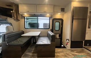 The Cozy Cottage on wheels! Glamping done right!