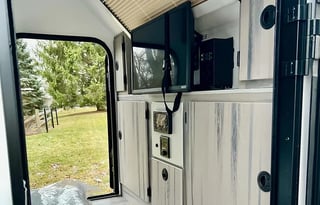 2024 Full Off Grid Camper - Easy to tow!!