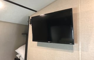 2018 Keystone 29v Impact vapor lite