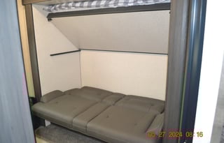 2022 Venture RV SportTrek ST327VIK