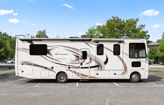 Thor (8 People, Class A// Local Delivery Only)