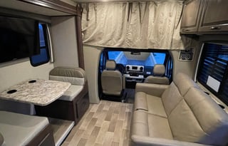 2020 Thor Motor Coach MB Chateau 24DS