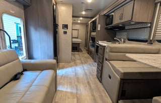 Val's Victory - 2023 Thor Freedom Traveler A32