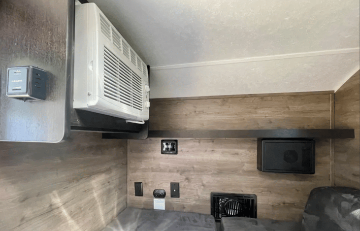 Roxy has AC unit, heater, sounds system, and CO2, Propane, fire alarms.