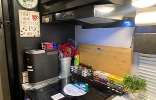 DELIVERY ONLY! 3-BUNK BEDROOM!Family Friendly!