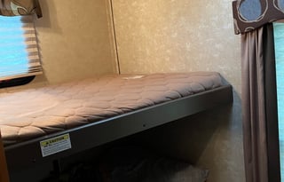 2012 Keystone RV Sprinter Copper Canyon 275 FWBHS.