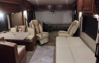 Mandala House on Wheels HR Admiral 32ft.