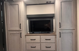 Spacious Family Friendly Luxury 5th Wheel 2BR/2BA