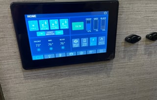 Luxury Pet Friendly RV priced to rent!!!!