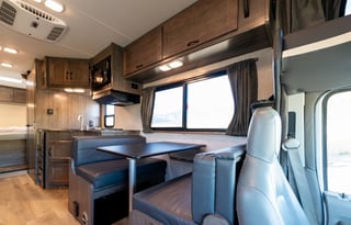 2020 Winnebago Minnie Winnie  31f - w/ Starlink