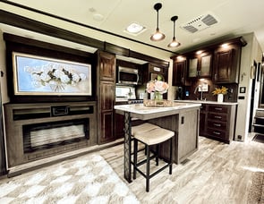 Shasta RVs Phoenix 360BH