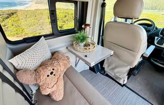 Pop Top Camper Van | Sleeps 4 | Easy Drive