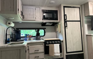 Pocono Camping: Big Family, Zero Hassle!!