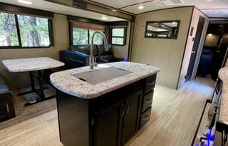 Escape-o-Rama: Your Tranquility Retreat Awaits!