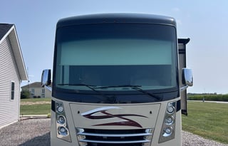 2021 Thor Motor Coach Miramar 34.6