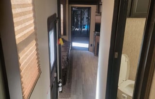 2016 Grand Design Momentum M-Class 350M