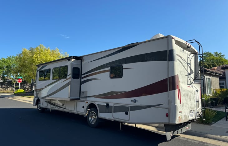 Equipt with trailer tow hitch for a 5k towing capacity