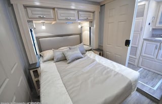 2018 Forest River Legacy Bunk House(DIESEL PUSHER)