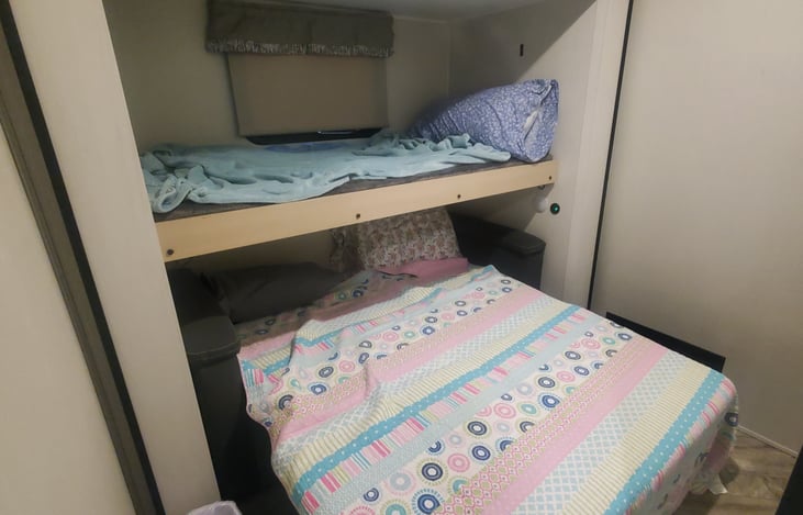 second bedroom part 2