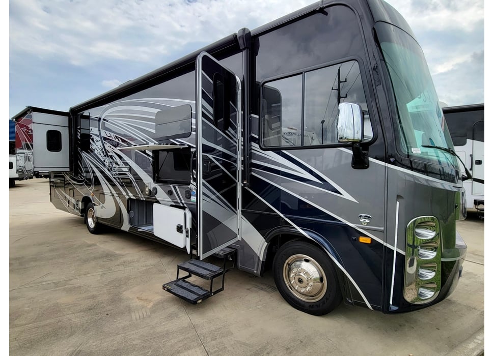 Class A Motor Home rentals in Wheeling