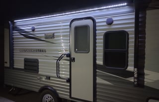 17 ft Travel trailer (20 ft overall) under 4k lbs