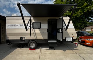 Montague RV Rental ~NO HIDDEN FEES
