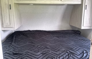 2023 EAST TO WEST Della Terra 312BH