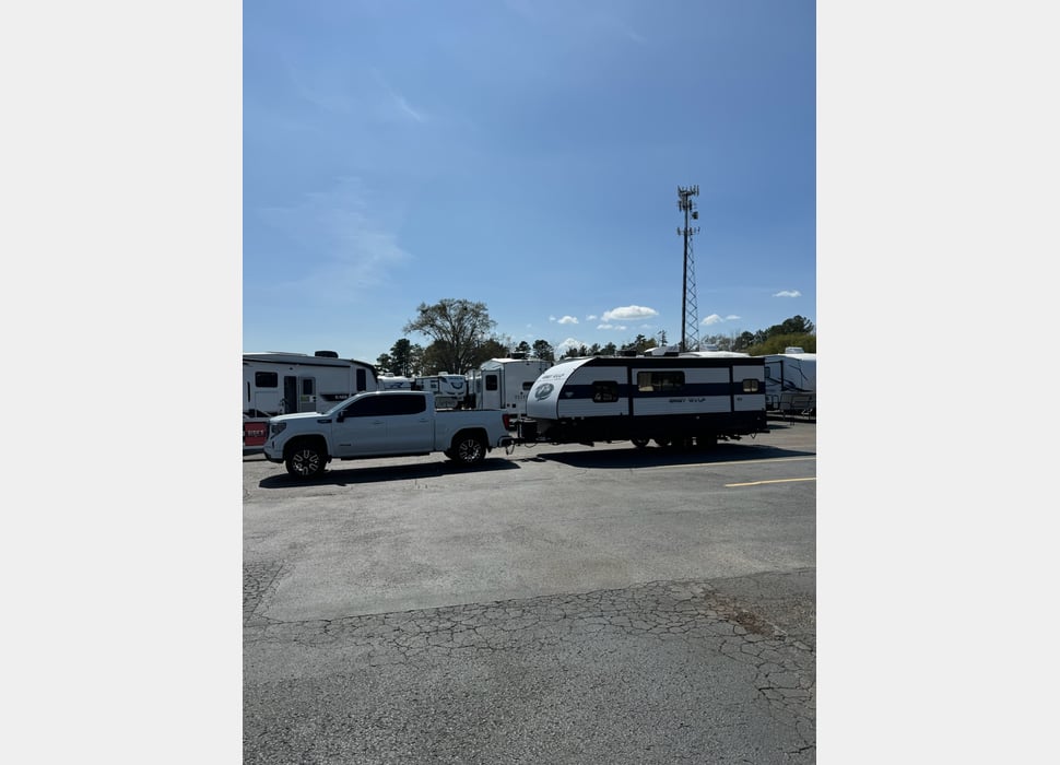 Travel Trailer rentals in Gladewater