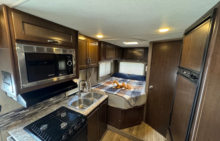 Full kitchen with everything you need.