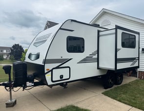 Winnebago Industries Towables Micro Minnie 2108TB